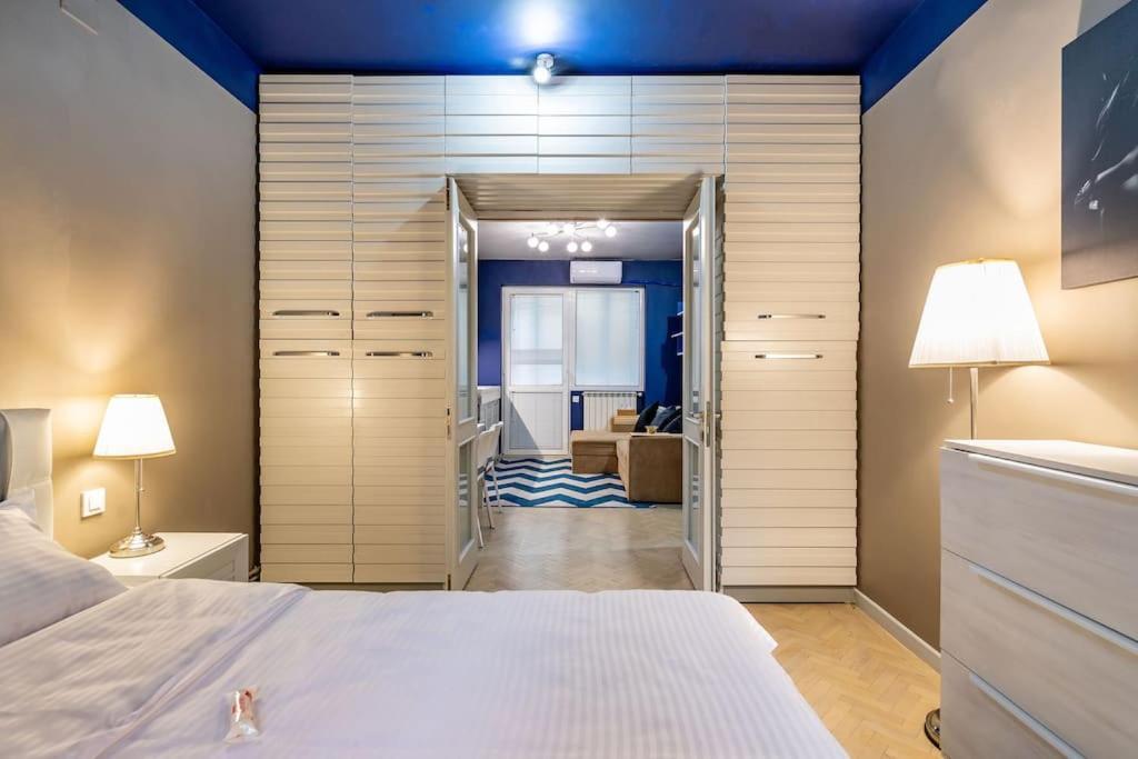 Modern - Central Apartment 布加勒斯特 外观 照片